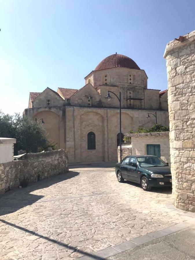 Villa Salamiou Stone House Paphos Exterior foto